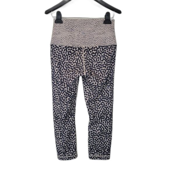 Lululemon Wunder Under Crop Roll Down Leggings - Picture 2 of 3